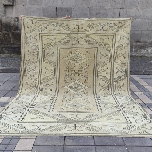Tappeto vintage oversize turco