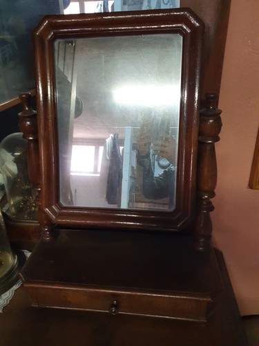 Toeletta tavolo con - da,